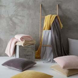 Catherine Lansfield Raschel Velvet Touch Throw Blanket 200cm x 240cm - thumbnail 2