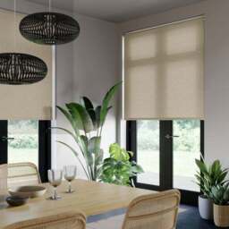 Hampton Daylight Made to Measure Roller Blind - thumbnail 3