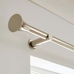 Flush Trumpet Fixed Metal Curtain Pole with Rings - thumbnail 1