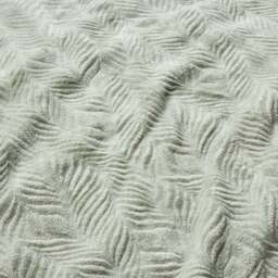 Leila Leaf Fleece Throw Blanket - thumbnail 2