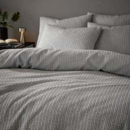 Mason Geo Jacquard Duvet Cover & Pillowcase Set - thumbnail 4
