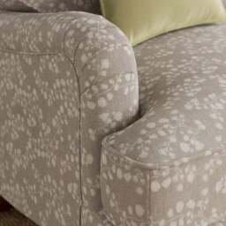 Beatrice II Woodville Floral Snuggle Chair - thumbnail 3