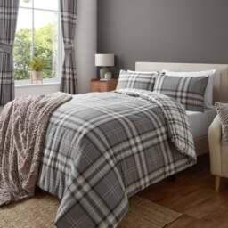 Catherine Lansfield Kelso Check Duvet Cover & Pillowcase Set - thumbnail 1