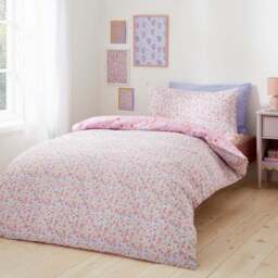 Friendship Hearts Duvet Cover and Pillowcase Set - thumbnail 3