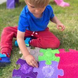 Muffik Mini Orthopaedic Sensory Play Mat Set of 20 - thumbnail 4