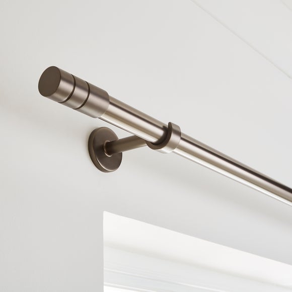 Cylinder Extendable Metal Eyelet Curtain Pole - image 1