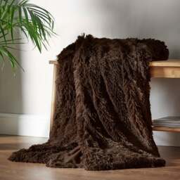 Catherine Lansfield Cuddly Deep Pile Throw Blanket - thumbnail 1