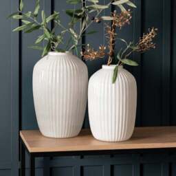 Coates White Glass Vase - thumbnail 2