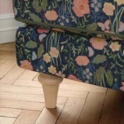 Beatrice II Spring Flowers Fabric Snuggle Chair - thumbnail 4