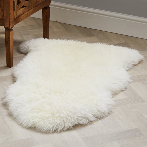 Single Pelt Sheepskin Rug - image 1