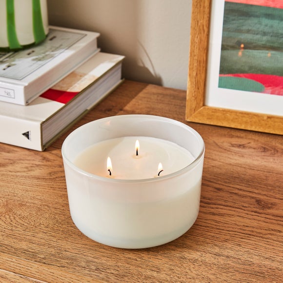 Coconut & Jasmine Multi Wick Candle - image 1