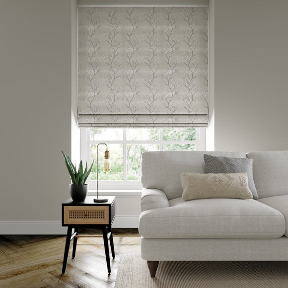 Blickling Made to Measure Roman Blind - image 1