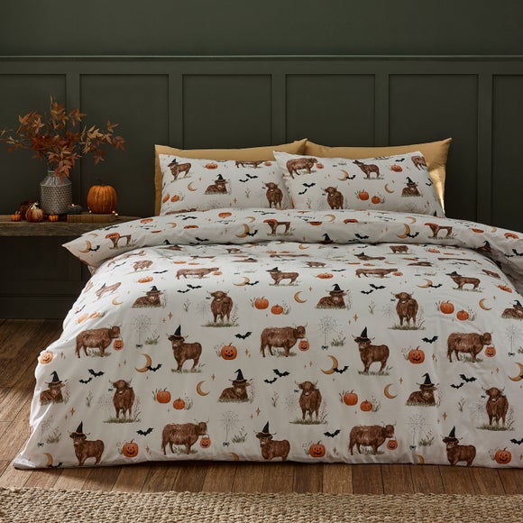 Catherine Lansfield Halloween Highland Cow Polycotton Duvet Cover & Pillowcase Set - image 1