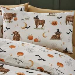 Catherine Lansfield Halloween Highland Cow Polycotton Duvet Cover & Pillowcase Set - thumbnail 2