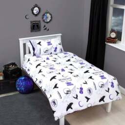 Wednesday Destined Single Duvet Cover and Pillowcase Set - thumbnail 3