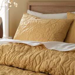 Ada Floral Duvet Cover and Pillowcase Set - thumbnail 2