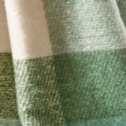 Catherine Lansfield Faux Mohair Check Throw Blanket 130cm x 170cm - thumbnail 2