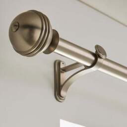 Traditional Ball Fixed Metal Curtain Pole with Rings - thumbnail 3