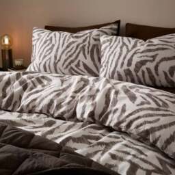 Zebra Print 100% Cotton Sateen Duvet Cover & Pillowcase Set - thumbnail 5
