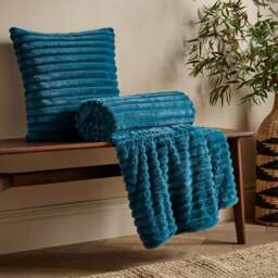 Catherine Lansfield Cosy Ribbed Square Cushion - thumbnail 4