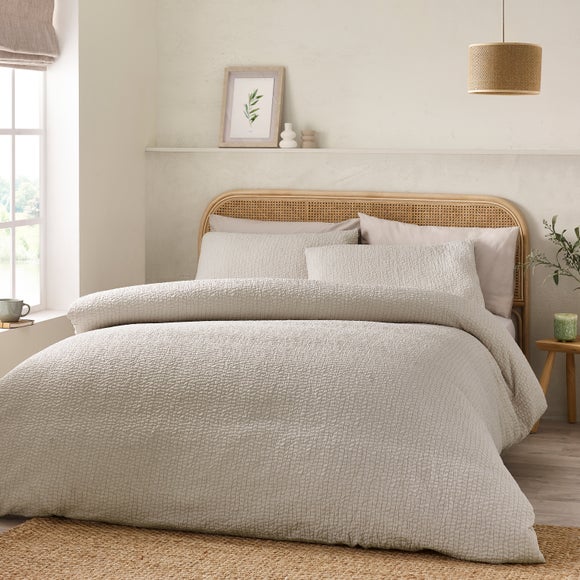 Catherine Lansfield Crinkle Seersucker Duvet Cover & Pillowcase Set - image 1