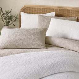 Catherine Lansfield Crinkle Seersucker Duvet Cover & Pillowcase Set - thumbnail 4