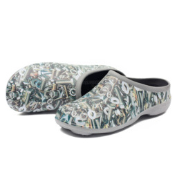 Backdoorshoes Men's Nuts & Bolts Garden Clogs - thumbnail 3