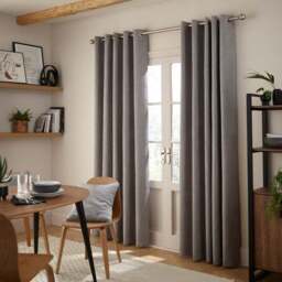 Wynter Thermal Eyelet Curtains - thumbnail 2