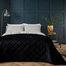 Castleton Quilted Bedspread