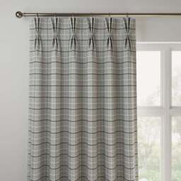 Bamburgh Made to Measure Curtains - thumbnail 3