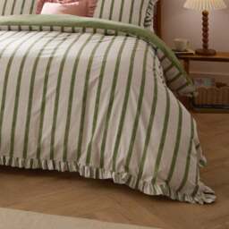 Wylder Nature Connie Polycotton Duvet Cover & Pillowcase Set - thumbnail 3