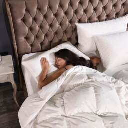 Snuggledown Retreat Hungarian Goose Down 10.5 Tog Duvet - thumbnail 6