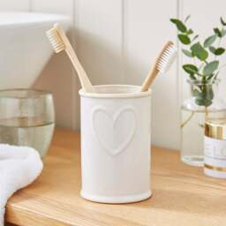 Country Hearts Toothbrush Holder - thumbnail 1