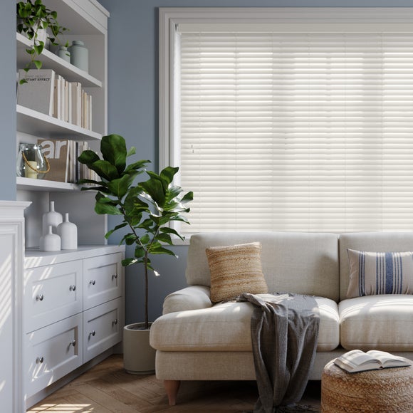 Made To Measure 50mm Slats White Venetian Blind - image 1