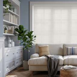 Made To Measure 50mm Slats White Venetian Blind - thumbnail 1