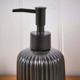 Ceramic Ribbed Soap Dispenser - thumbnail 2