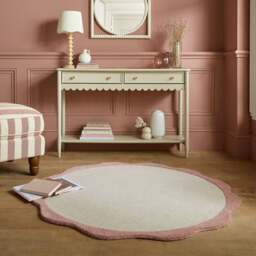 Bonnie Scallop Border Wool Round Rug - thumbnail 1