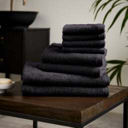 Catherine Lansfield Quick Dry 8 Piece Towel Bale - thumbnail 1