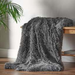 Cuddly Faux Fur Throw Blanket 150cm x 200cm - thumbnail 1