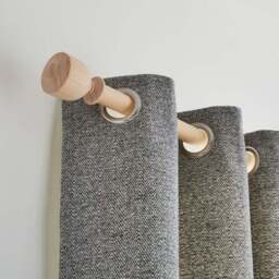 Tulip Urn Wood Curtain Pole - thumbnail 2