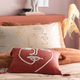 furn. Kindred Apricot Reversible Duvet Cover and Pillowcase Set - thumbnail 2