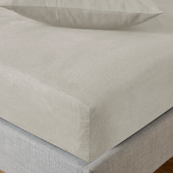 Soft & Cosy Luxury Brushed Cotton Fitted Sheet - image 1