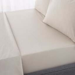 Hotel 230 Thread Count Crisp 100% Cotton Percale Fitted Sheet