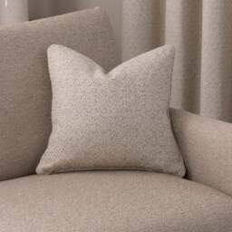 Ridley Cushion
