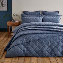 Helston Quilted Bedspread - thumbnail 2