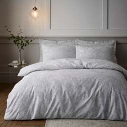 Emelie Duvet Cover and Pillowcase Set - thumbnail 1