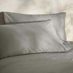 100% Egyptian Cotton 220 Thread Count Standard Pillowcase Pair - thumbnail 1