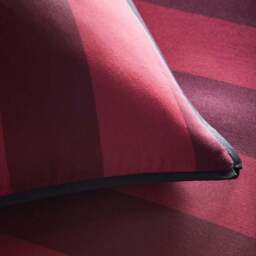 Laurence Llewelyn-Bowen Festivo Circus Stripe 100% Cotton Duvet Cover & Pillowcase Set - thumbnail 3