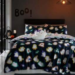 Catherine Lansfield Halloween Ghosts Throw Blanket 130cm x 170cm - thumbnail 2