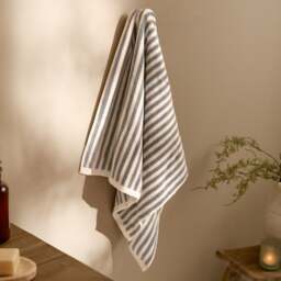 Yard Hebden Cotton Towel - thumbnail 1